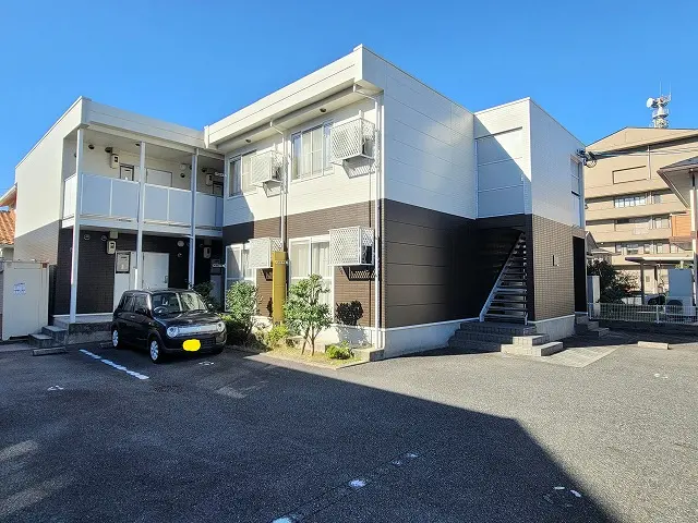 米子市両三柳 月極駐車場